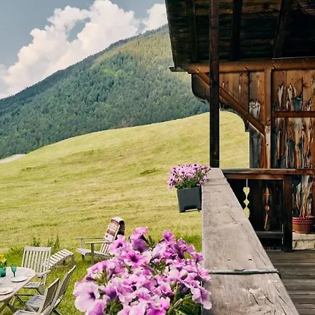 Prázdninový dům Renovated On Of The Picturesque Village *