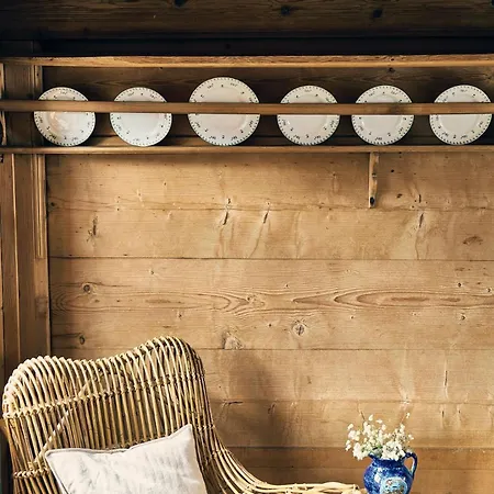 Renovated On Of The Picturesque Village Rougemont