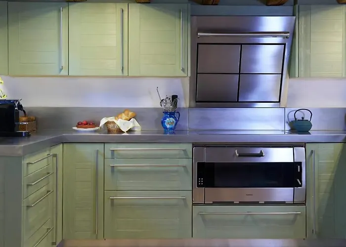 Vakantiehuis Renovated On Of The Picturesque Village