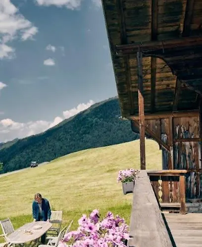 Renovated On Of The Picturesque Village