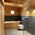 Renovated On Of The Picturesque Village בית נופש Rougemont