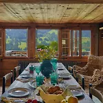 בית נופש Renovated On Of The Picturesque Village Rougemont